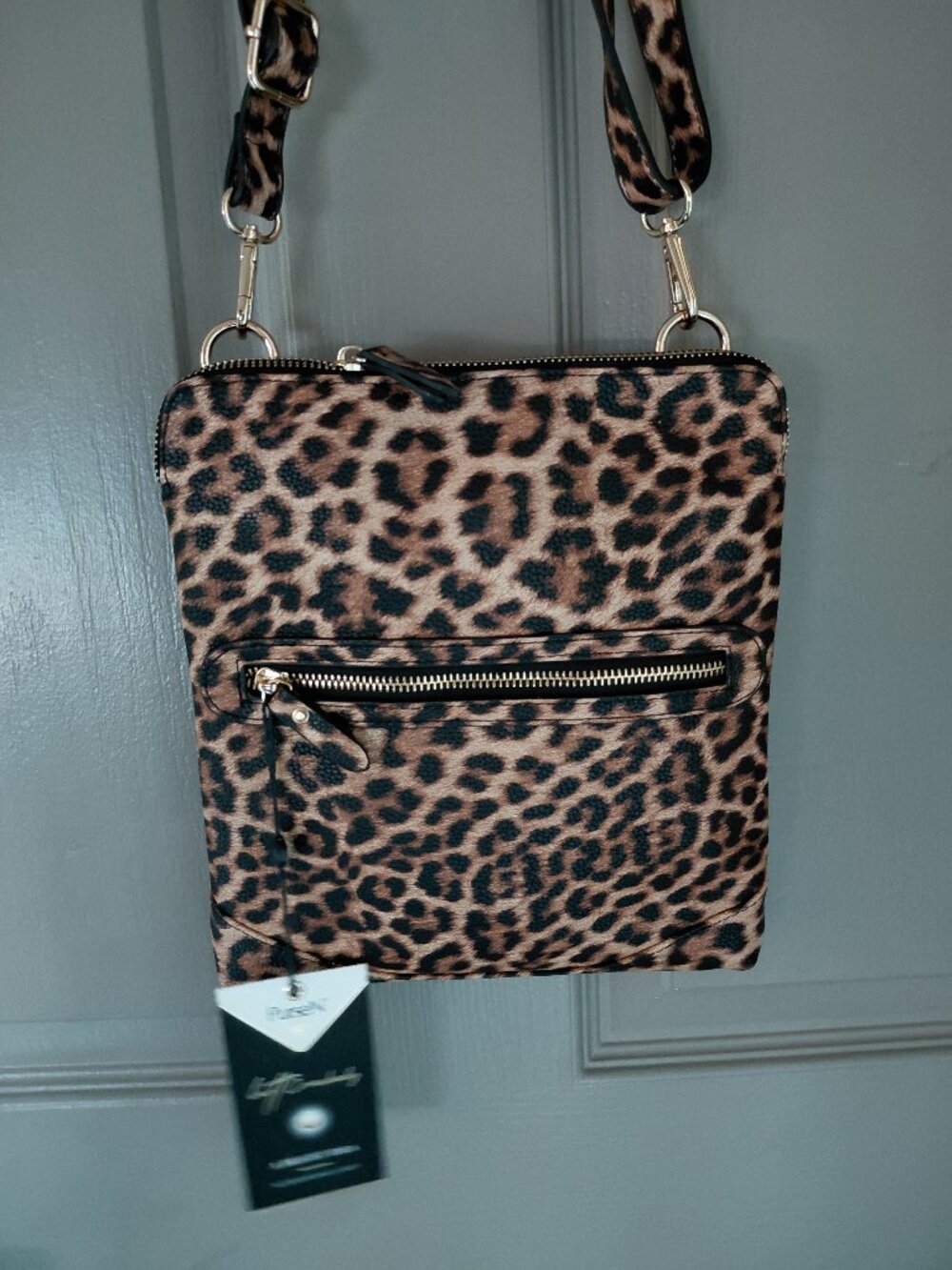 PurseN Leopard Print Crossbody Bag NWT